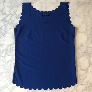 🥳 3 for $15 🥳 ✨Semi-Sheer Scalloped Top